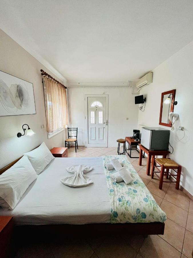 Poplar Lofts & Apartments Karavouzi Prinos  Luaran gambar